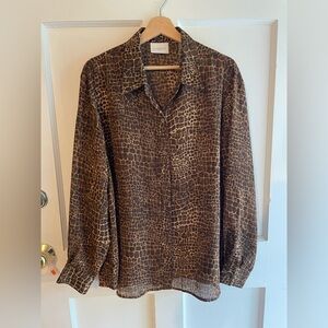 Liz Claiborne Brown Giraffe Print Shirt